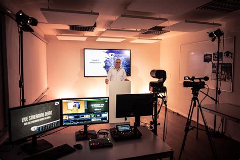When looking at live video streaming software, there are many programs to consider. Atelier Olive GmbH - Live Streaming. - ATELIER OLIVE GMBH ...