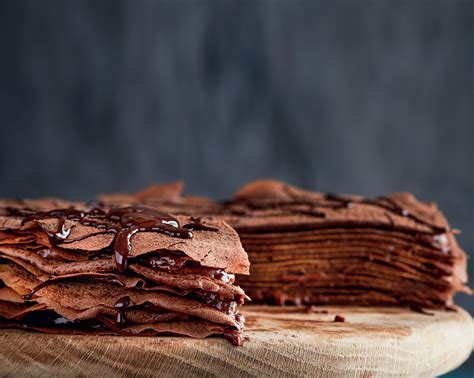 Chocolate Cr Pe Cake With Nutella Cream Woolworths Taste