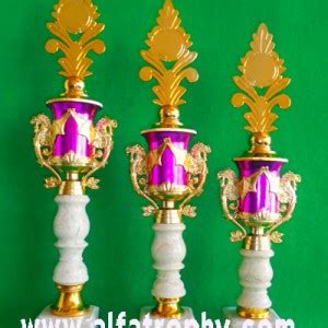 Maybe you would like to learn more about one of these? Piala Award Termurah, Piala Kejuaraan, Contoh Model Piala ...