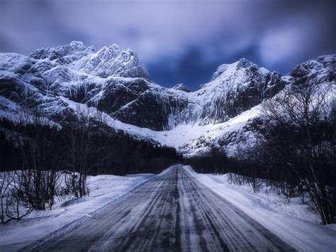 Moody Moonshine By Daniel Fleischhacker Photo 283257727 500px