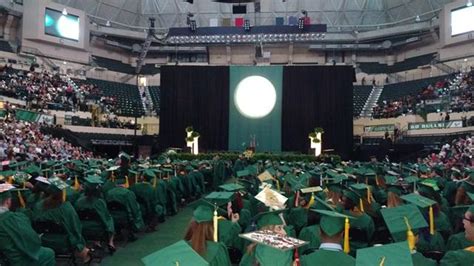 6545 To Receive Degrees During Usfs Commencement Ceremonies Wusf News