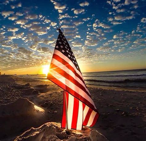 Pin By Kt 🐾💋👣 On Sunrisesunset Patriotic Pictures American Flag