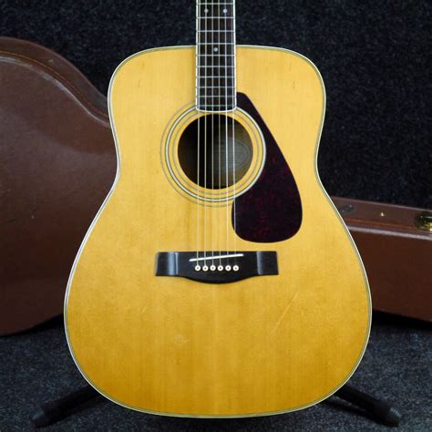 Yamaha Fg Acoustic Guitar Natural W Hard Case Nd Hand Rich