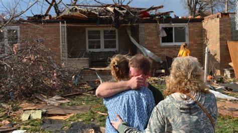 After The Storm Midwesterners Try To Recover After Deadly Tornadoes Cnn