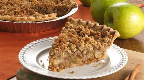 My mom always uses a box of refrigerated pillsbury pie crusts , so that's what i've shown here. Cinnamon-Raisin Apple Crisp Pie recipe from Pillsbury.com