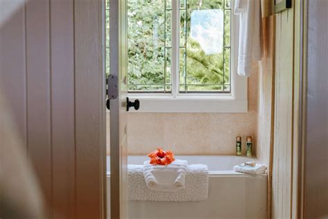 25 ideas to transform your bathroom into a spa