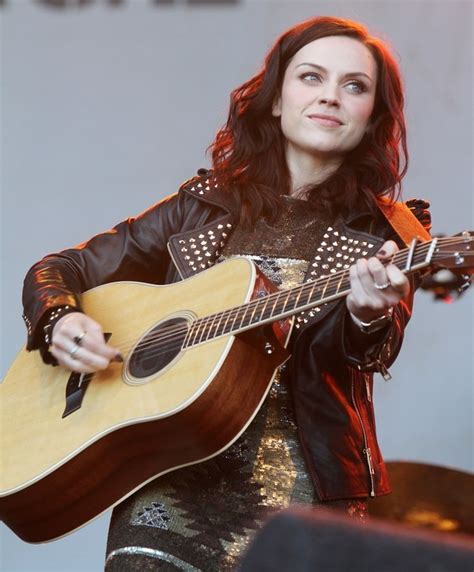 Picture Of Amy Macdonald