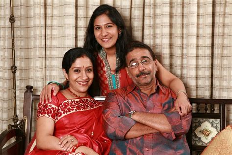 Singer swetha mohan cute moments with daughter sretha and mom sujatha get latest news and gossips from below link. shevlin's world: In tune with each other