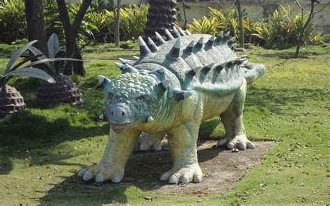 Pimpri Chinchwad Science Park Has Dino Park With Life Sized Dinosaurs