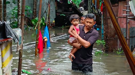 Assam Incessant Rain Landslides Kill 6 In Past 3 Days