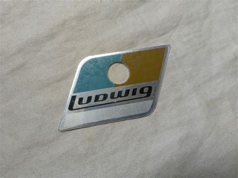 Ludwig 1970s Blue Olive Badge Repro Drumattic