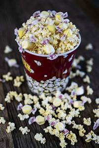 Buttered Popcorn Taffy August Flavor Of The Month Taffy Town