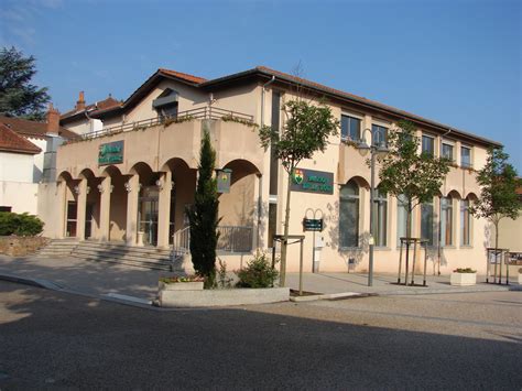 La qualité de la nourriture est tres basse. Photo à La Tour-de-Salvagny (69890) : Maison de la Tour ...