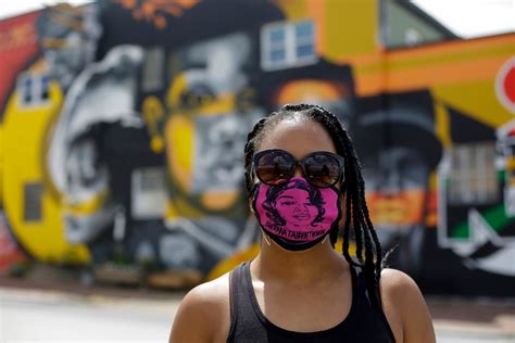 As Breonna Taylor protests stretch into 12th week, calls for officers