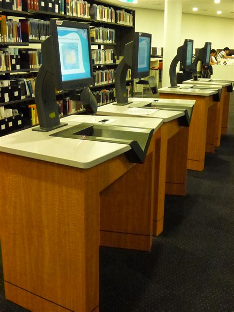 Self Checkout Stations At Macquarie University Library Flickr