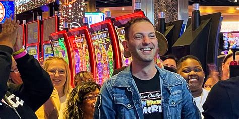 Brian Christopher Hosts First Popn Pays More Group Slot Pull Event