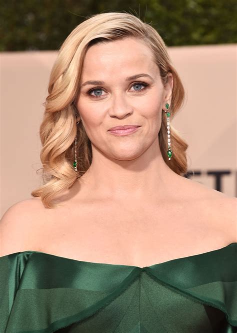 Best Beauty Looks At 2018 SAG Awards StyleCaster
