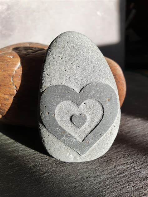 Deep Engraved Stone - Heart (a) - In Slate