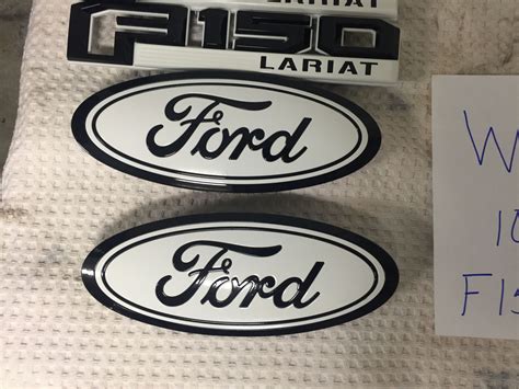 Black Ford Emblem 2020 F150