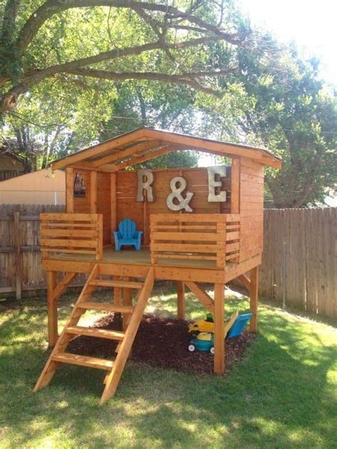Many of the given ideas are for outdoor playhouses to save space. 16 Fabulous Backyard Playhouses Sure To Delight Your Kids | Backyard for kids, Backyard play ...