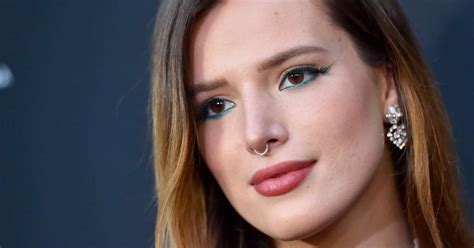 Bella Thorne De Vítima De Pornô De Vingança A Receita Milionária No Onlyfans