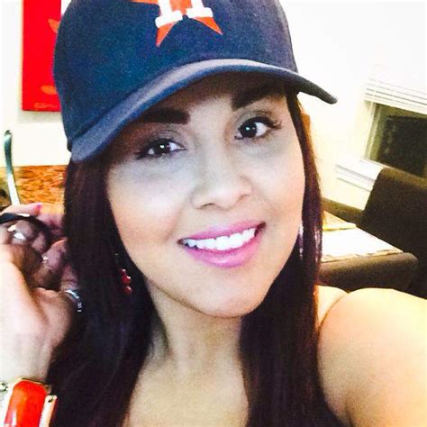 alexandria vera 5 fast facts you need to know