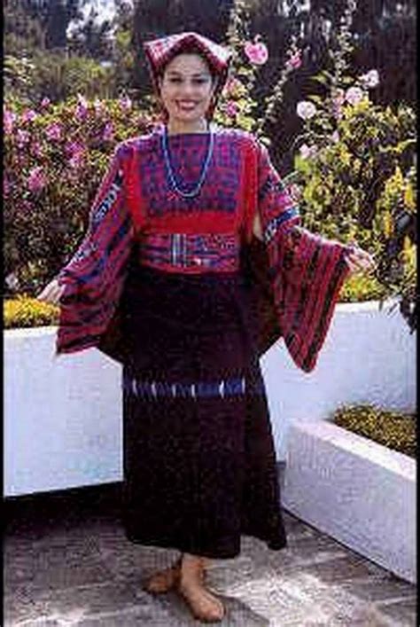 Guatemala Traje tipico de Panajachel Sololá Mexican inspired dress Culture clothing