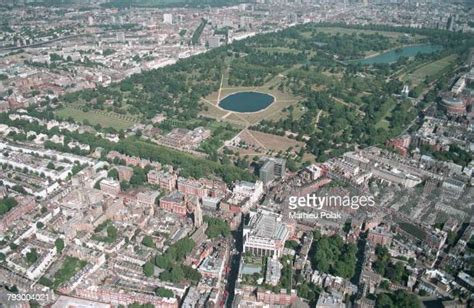 Kensington Palace Aerial Photos And Premium High Res Pictures Getty