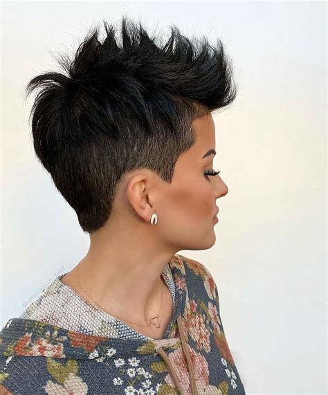 Spiky Pixie Cuts For A Bold Yet Super Cute Look