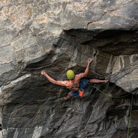 Adam ondra has put the finishing touch on his historic 5.15d send at flatanger in norway. Adam Ondra deja Silence 9c atrás y ya piensa en el ...