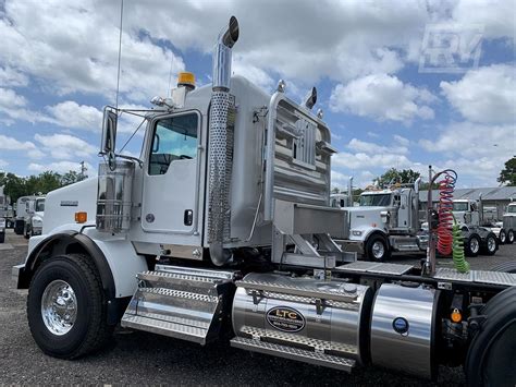 2021 Kenworth T800 For Rent
