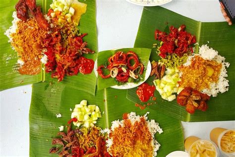 Sri nirwana maju has a separate outlet at subang jaya. Dayana AJ: Banana Leaf Rice : Sri Nirwana Maju