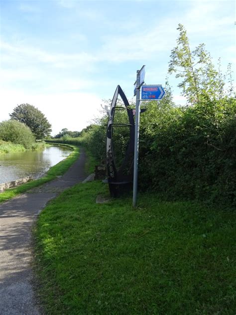 Milepost On National Cycle Route 56 5 © Jthomas Geograph Britain