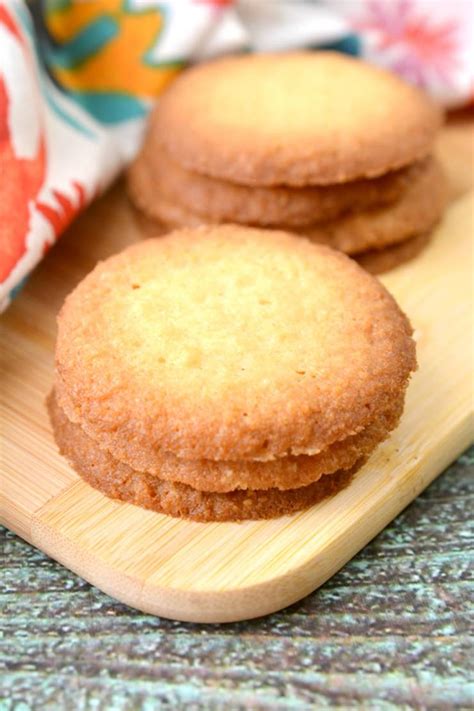 Terrific plain or with candies in them. BEST Keto Cookies! Low Carb Crispy Butter Sugar Cookie ...