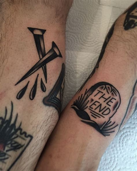 Black Ink Tattoos Body Art Tattoos Hand Tattoos Small Tattoos Tattoos For Guys Tatoos