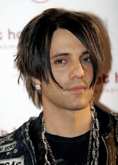 Criss angel was born on december 19, 1967 and raised in east meadow, new york. Criss Angel Hairstyles - Cool Men's Hair