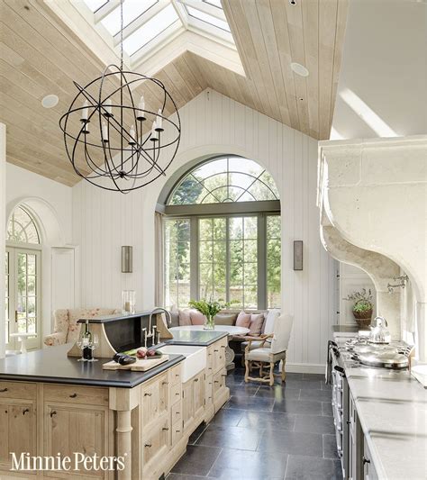 10 Reasons To Love Your Vaulted Ceiling