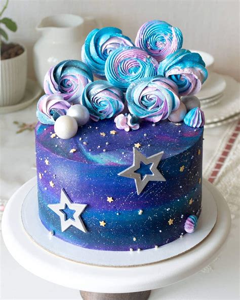 Birthday cake with age makes the cake decoration extra special. 15 Amazing Space Themed Birthday Cake Ideas (Out Of This World)