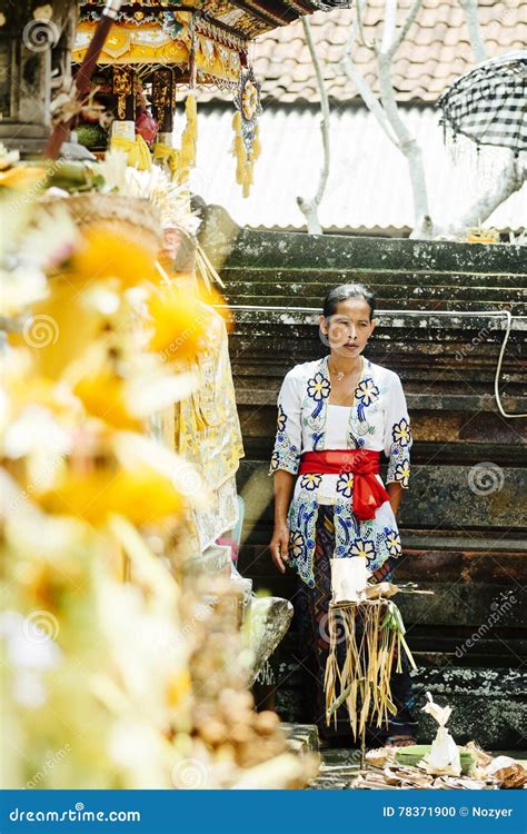 BALI INDONESIA DECEMBER 13 Balinese Woman In Traditional Cos