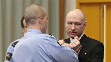 Buch über Anders Behring Breivik Er Sollte Auch In 21 Jahren Nicht Herausgelassen Werden