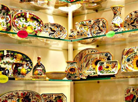 Souvenirs Shopping: 15 Authentic Italian Things To Buy in Rome