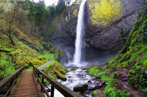 The Best Portland Waterfalls To Visit Near The City