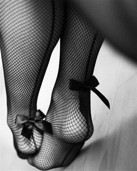 fishnet-pantyhose-back-seam-women-tights-plus-size-women-stockings-lace-sheer-nylon-fishnet