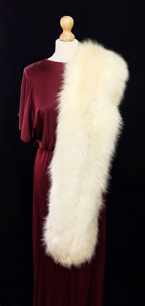 vintage massive ivory white arctic fox real fur stole wrap boa perfect bridal piece vintage