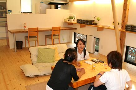 #一人暮らし#キッチン#kitchen 1k / 7帖の狭いキッチンツアーです^ ^ 【愛用品】 ・山崎実業 キッチンナイフ&ハサミスタンド ホワイト 約w11×d7×h22.3cm タワー ナイフスタンド 包丁立て 【nitori#2】狭いキッチンにオススメ! キッチンリフォーム｜日の出組｜人と社会と自然とともに一世紀