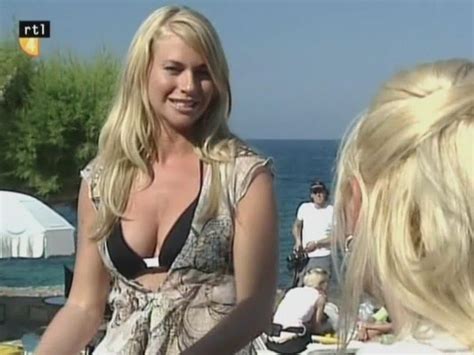 When sbs 6 was not happy about the results of the series, it sold the series to fox 8. Ellemieke Vermolen: Ellemieke Vermolen sexy bikini ...