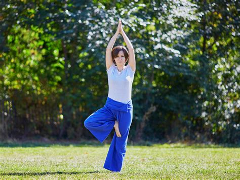 Get Balanced With Yoga Tree Pose Easy Health Options®