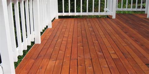 How To Stain And Seal A Deck Full Guide For Begginers