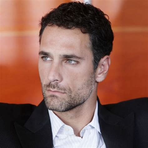 Raoul bova was born in a roman white collar family, his father was an employee and his mother a housewife. Raoul Bova Fan Page Official @raoulbovafanpageofficial ...