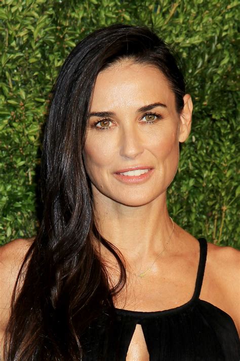 Demi moore then dated martial arts instructor oliver whitcomb, from 1999 to 2002. Demi Moore - 2015 CFDA/Vogue Fashion Fund Awards in New ...